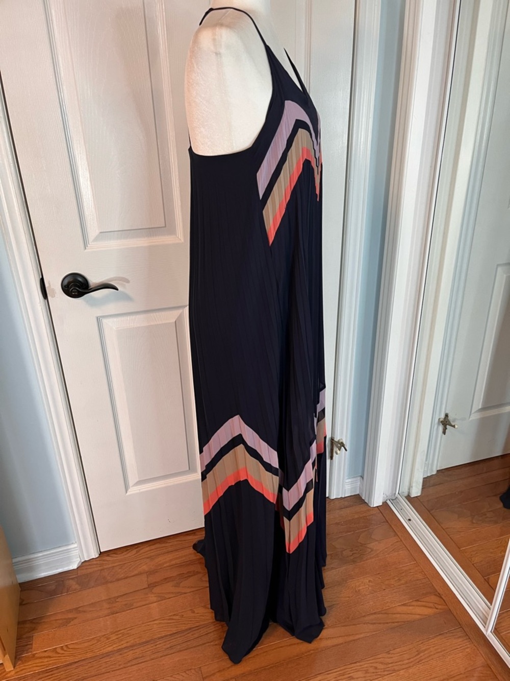 Y.A.S. Navy Chevron Pleated Maxi Dress Medium Pink Coral Beige Boho Chic - Picture 4 of 14
